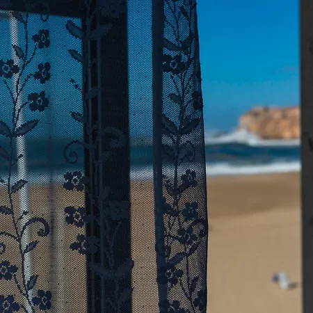 Apartment Donacamo Charming House Nazaré